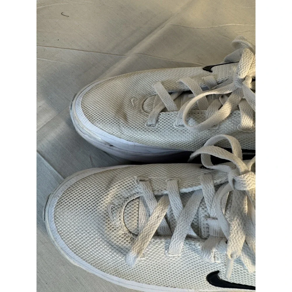 Nike Air Max White/Wolf Gray Black  Size 8.5 2025-Model